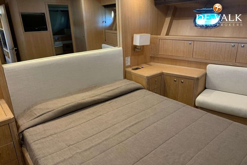 Mangusta 72 foto 10