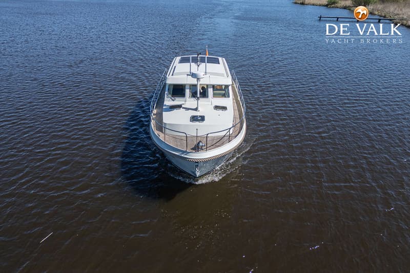 Linssen Grand Sturdy 40.9 Sedan foto 3