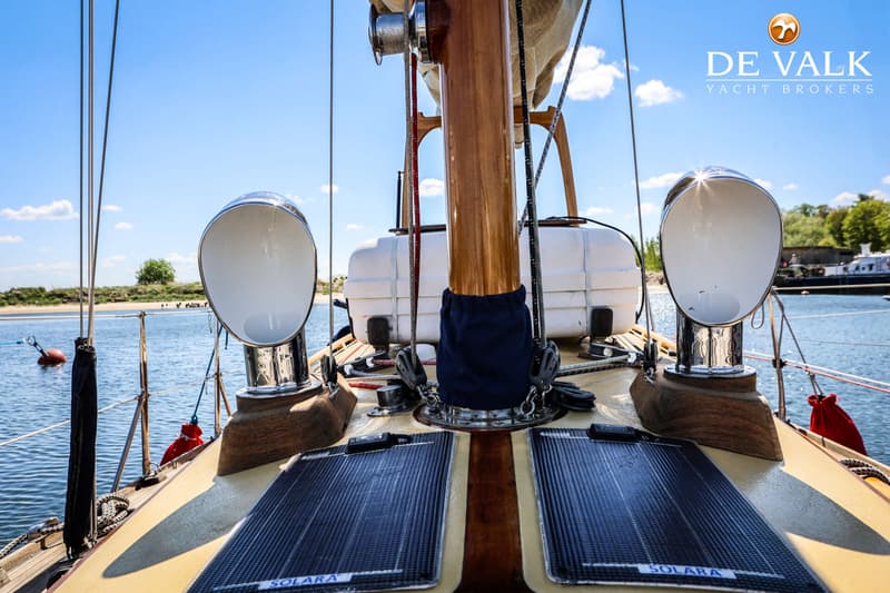 One Off Classic Sailing Yacht foto 8