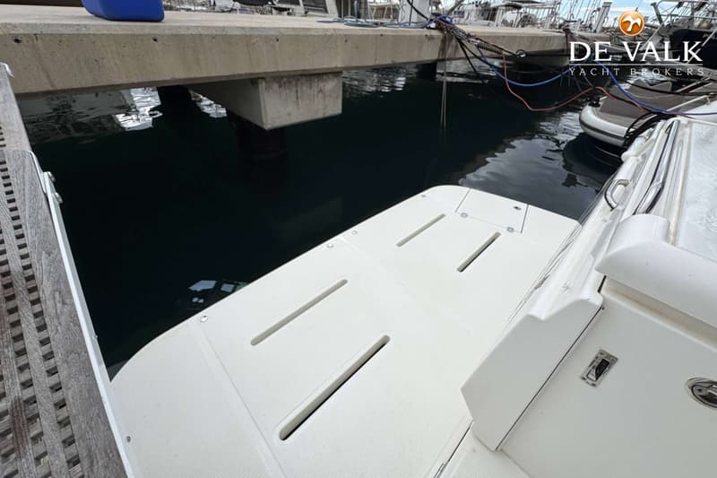 Riviera 39 Open Flybridge foto 19