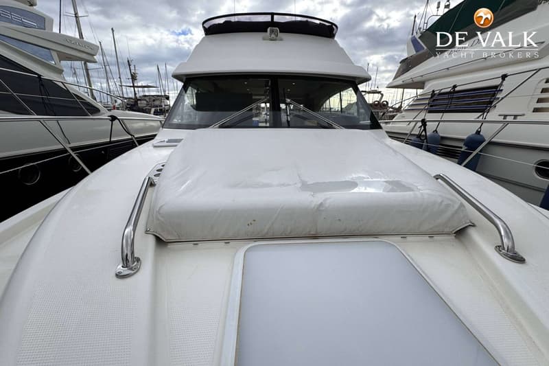 Riviera 39 Open Flybridge foto 7