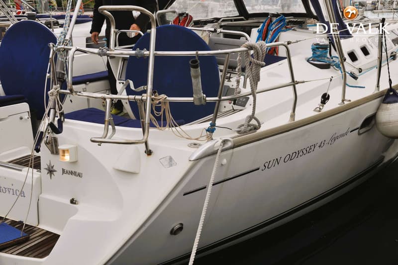Jeanneau Sun Odyssey 43 foto 7