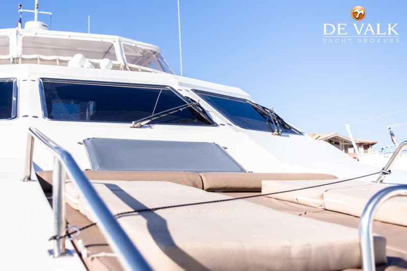 Azimut 90 foto 10