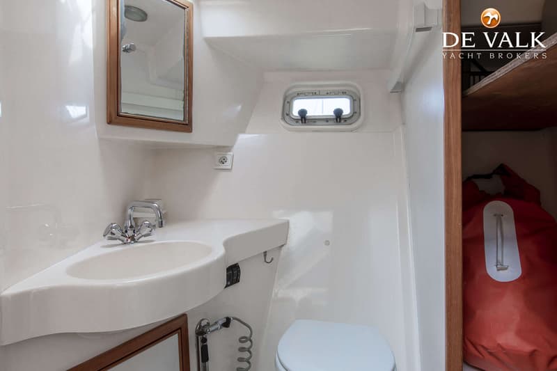 Riviera 33 Flybridge foto 22