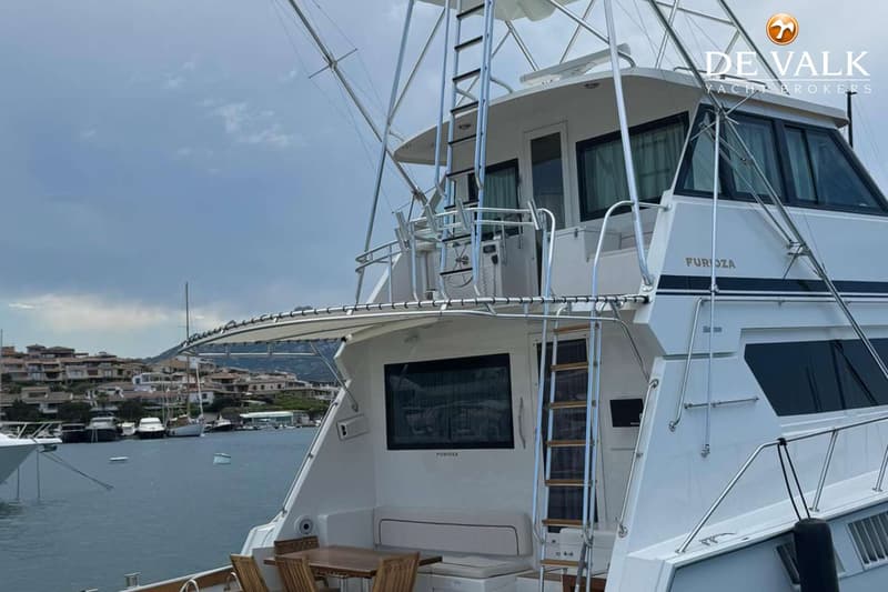 Hatteras 65 Convertible foto 9
