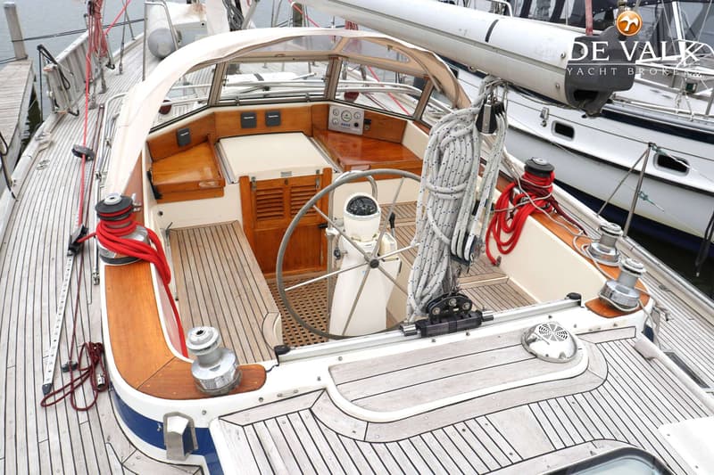 Hallberg Rassy 42 E foto 14