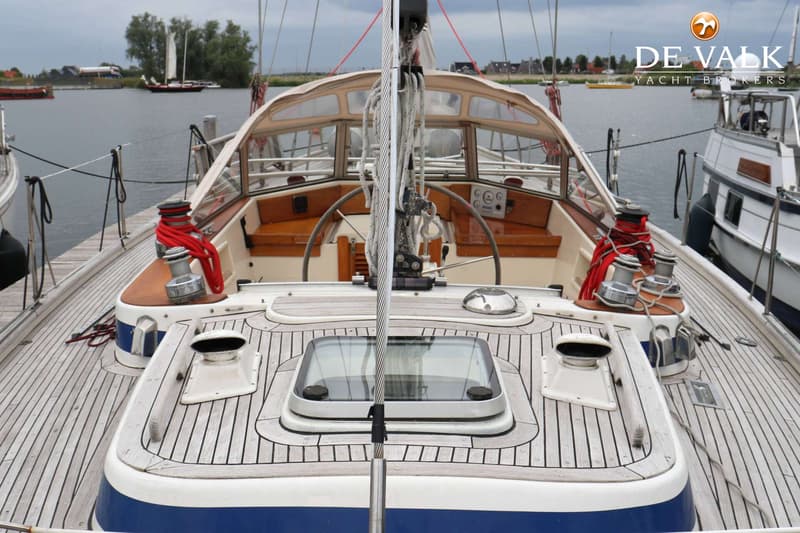 Hallberg Rassy 42 E foto 18