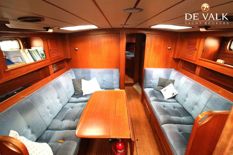 Hallberg Rassy 42 E foto 19