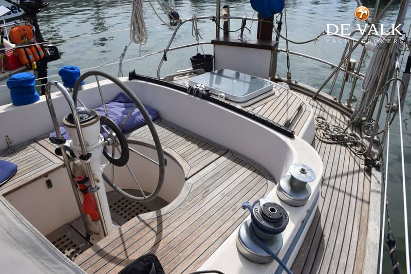 Hallberg Rassy 352 foto 8