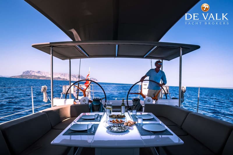 JFA Yachts 82 SY foto 16