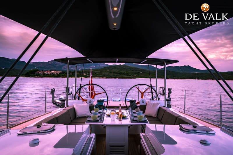 JFA Yachts 82 SY foto 17