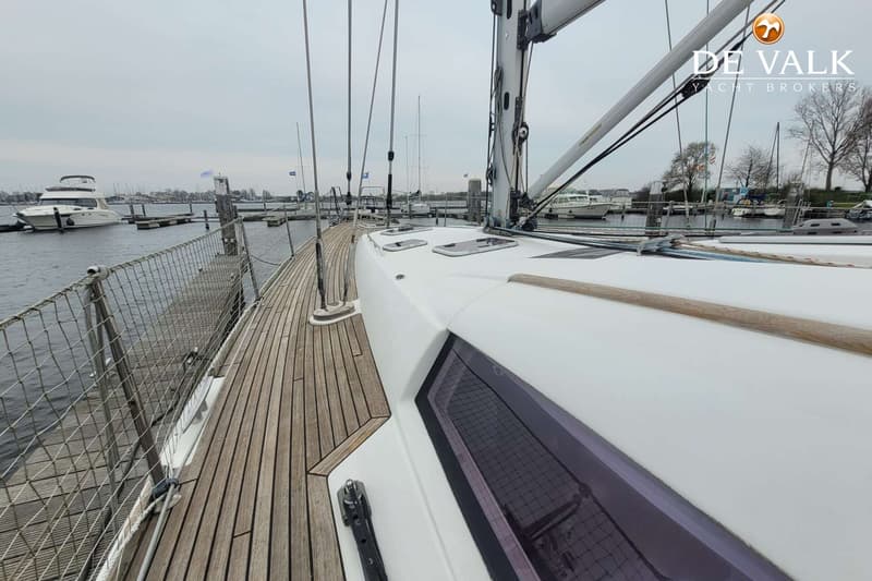 Beneteau Oceanis 54 foto 14