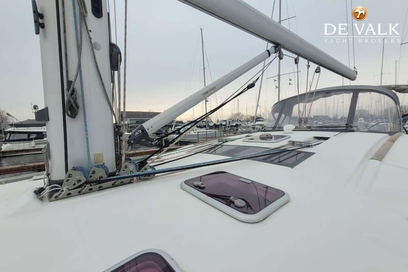 Beneteau Oceanis 54 foto 18