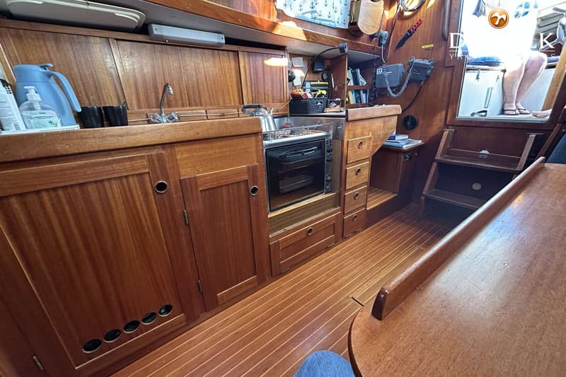 Hallberg Rassy Rasmus 35 foto 21