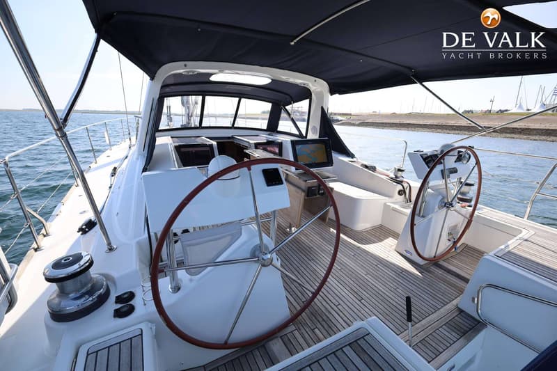 Beneteau Oceanis 58 foto 15
