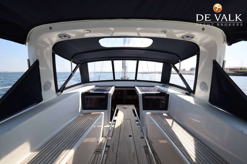 Beneteau Oceanis 58 foto 19