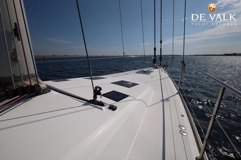Beneteau Oceanis 58 foto 7