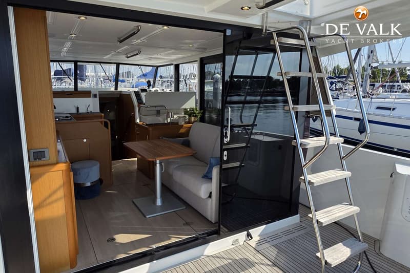 Beneteau Swift Trawler 35 foto 13
