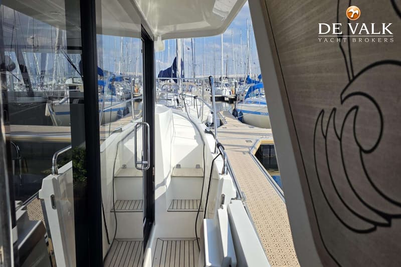 Beneteau Swift Trawler 35 foto 9
