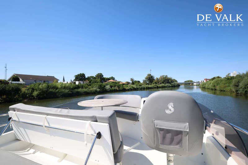 Beneteau Antares 36 foto 14