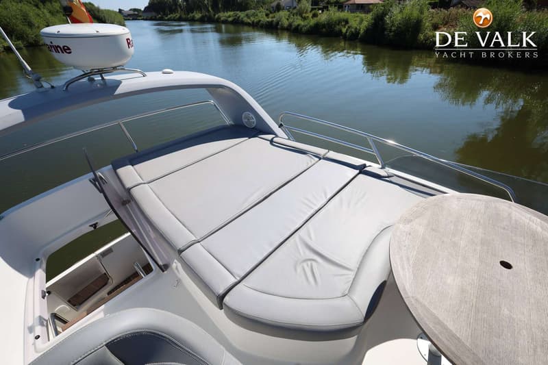 Beneteau Antares 36 foto 18