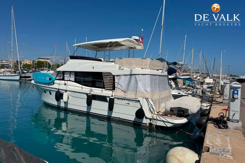 Beneteau Swift Trawler 48 foto 2
