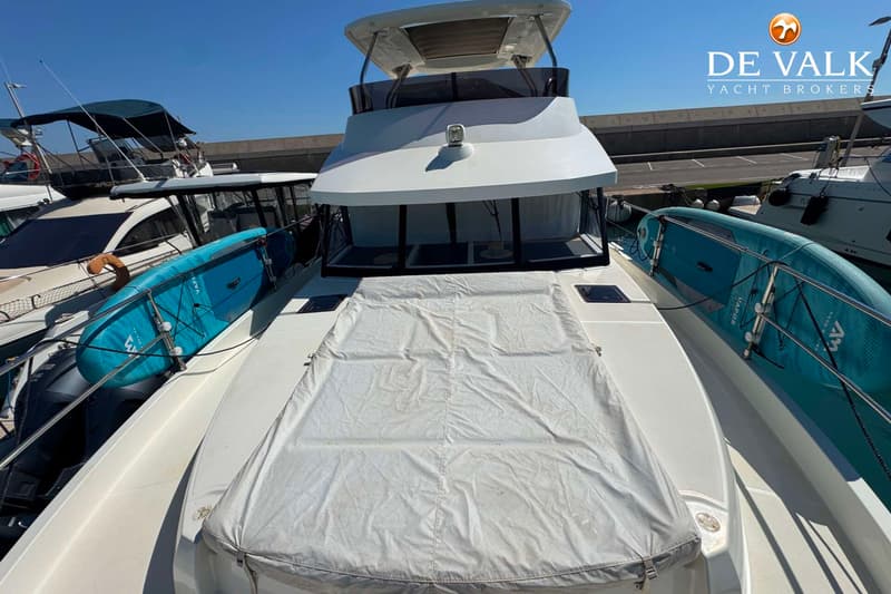Beneteau Swift Trawler 48 foto 13