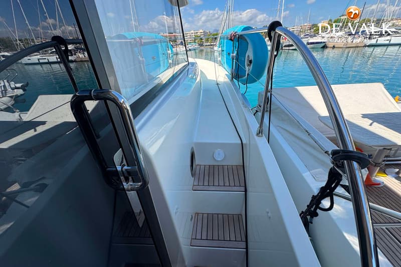 Beneteau Swift Trawler 48 foto 14