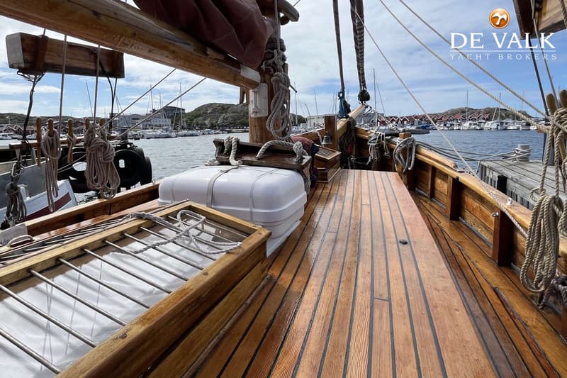 Small sailing ship From Laso foto 3