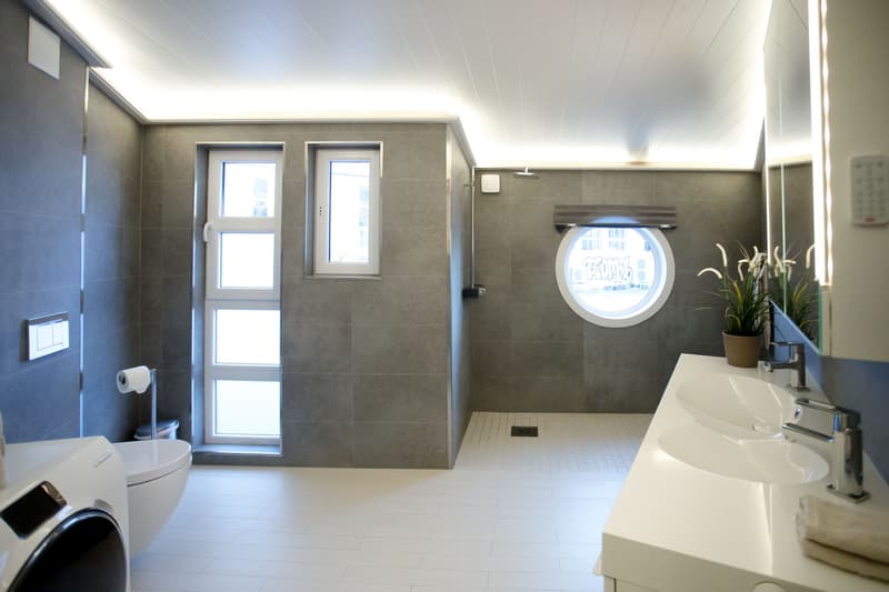 Grey Floating House Houseboat foto 11