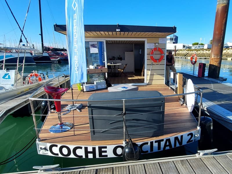 Phoebus Coche Solaire Lectrical Self Powered Boat Catamaran Standaard foto 4
