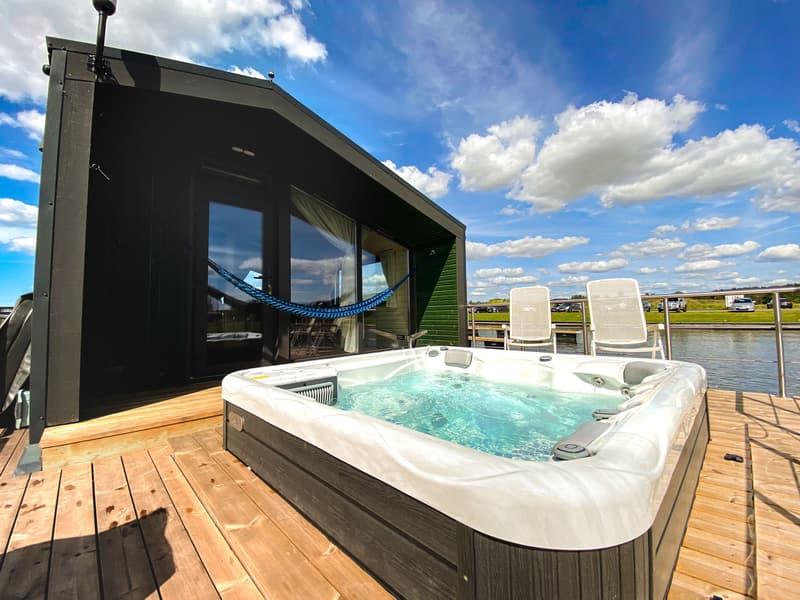 Twin M-Cabin Houseboat foto 6