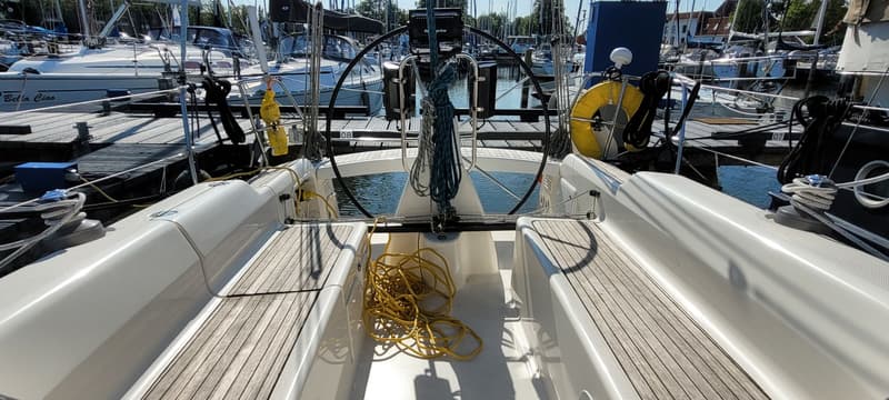 Bavaria 35 Match foto 6