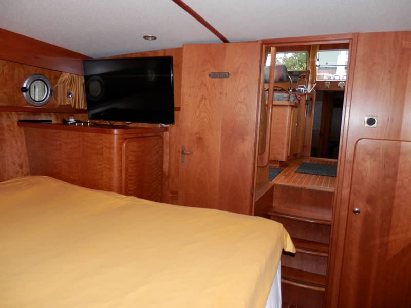 Linssen 380 Dutch Sturdy AC Twin foto 23