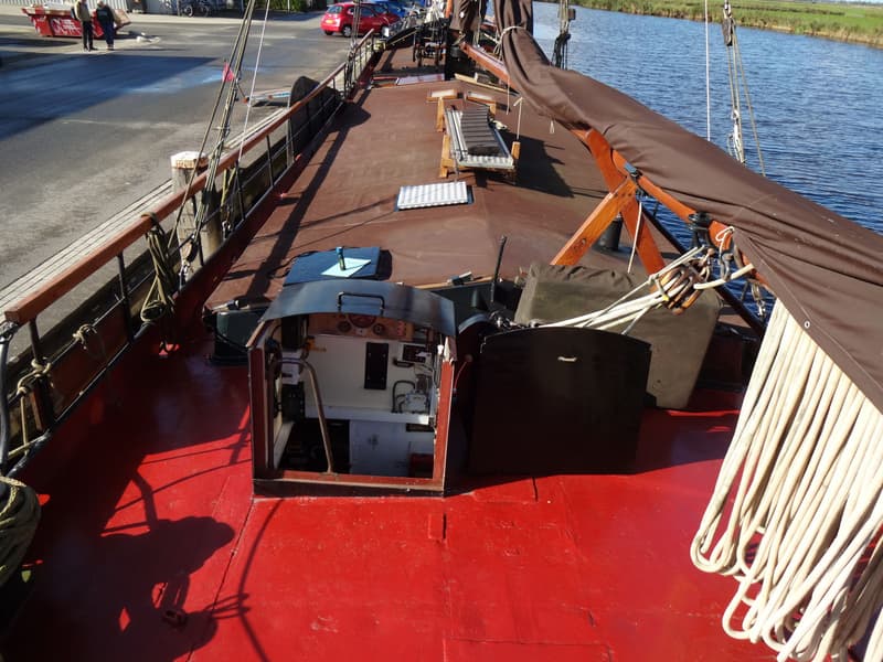 Hasselteraak 24.00 Charter/woonschip foto 13