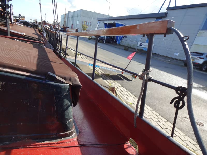 Hasselteraak 24.00 Charter/woonschip foto 9