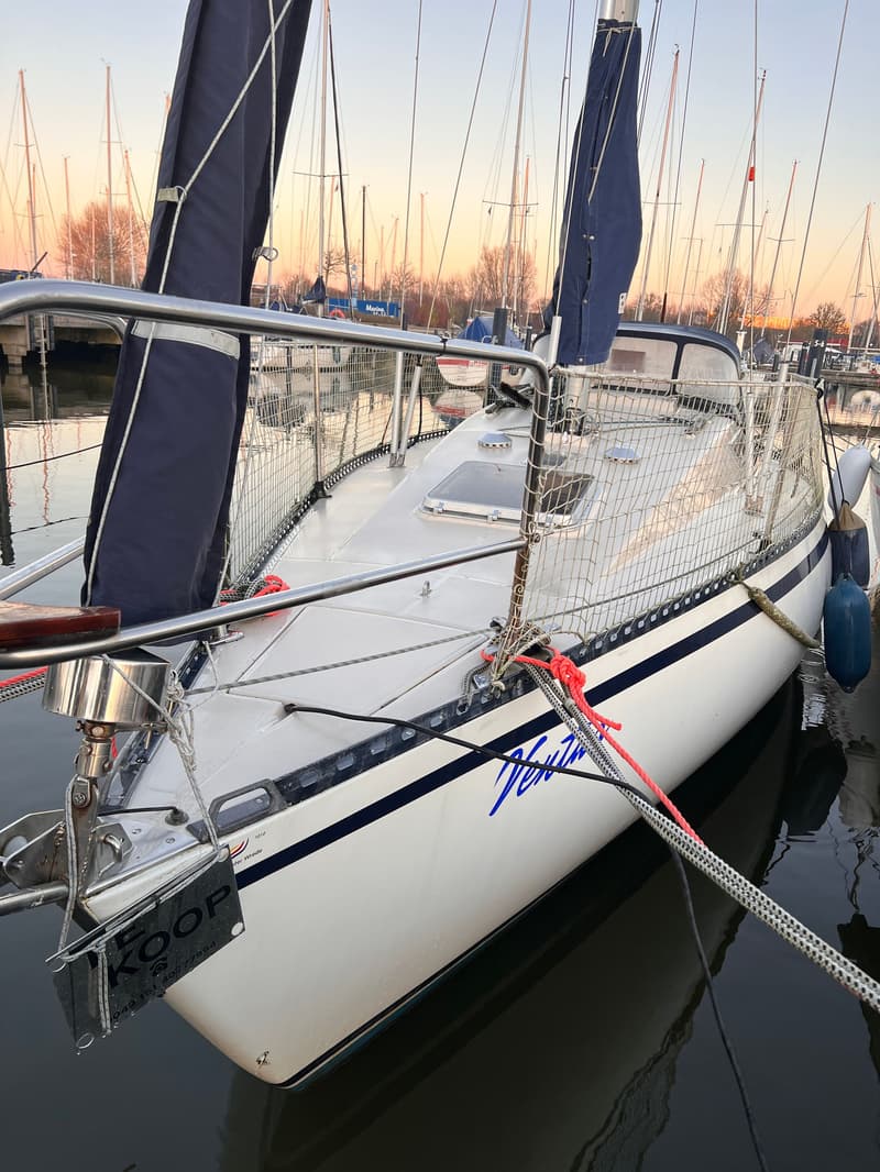 Beneteau First 30 foto 9