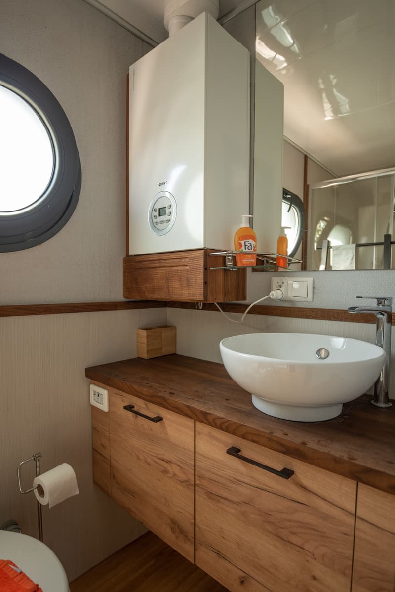 Campi 400 Houseboat Warns Met Ligplaats , Eigen Steiger En Chartermogelijkheid Houseboats foto 11
