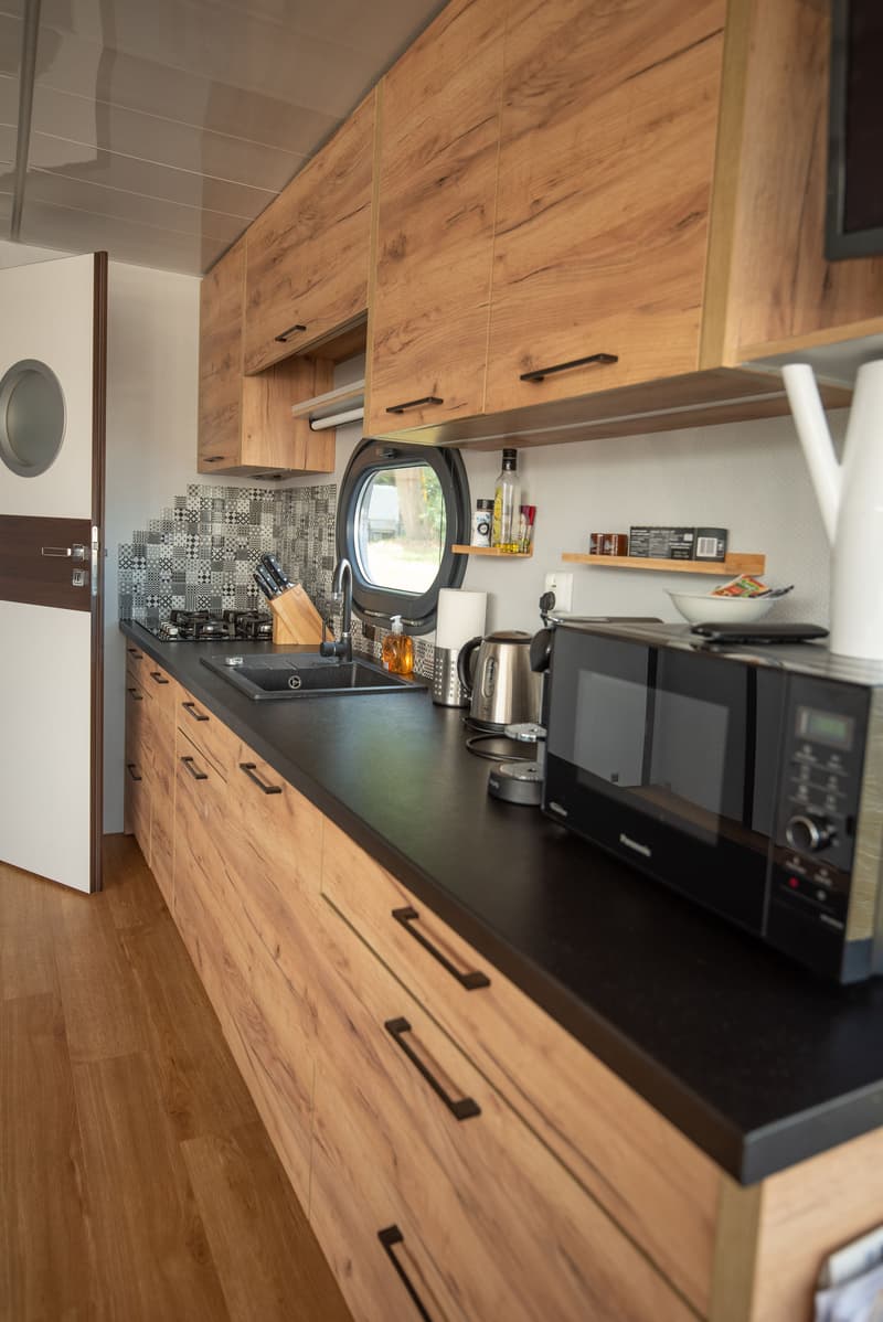 Campi 400 Houseboat Warns Met Ligplaats , Eigen Steiger En Chartermogelijkheid Houseboats foto 8