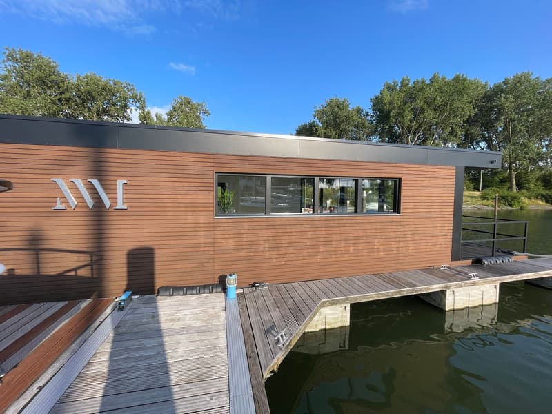TMB60eco Houseboat Bij Rotterdam Ligplaats foto 2