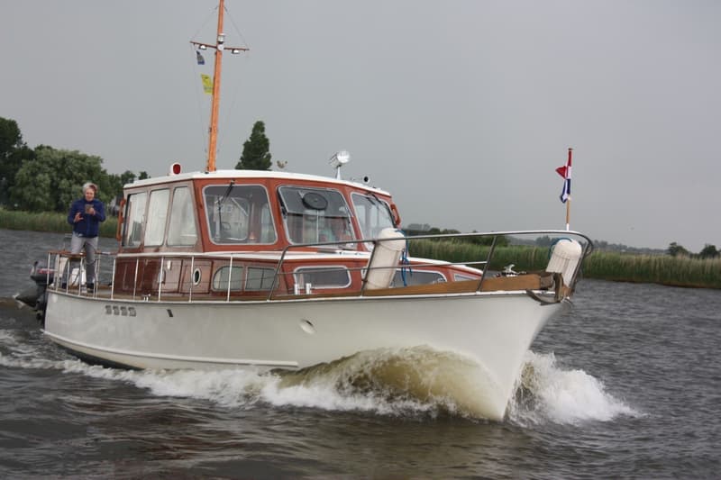 De Vries Lentsch 12.50 Kofferdek Kruiser foto 2