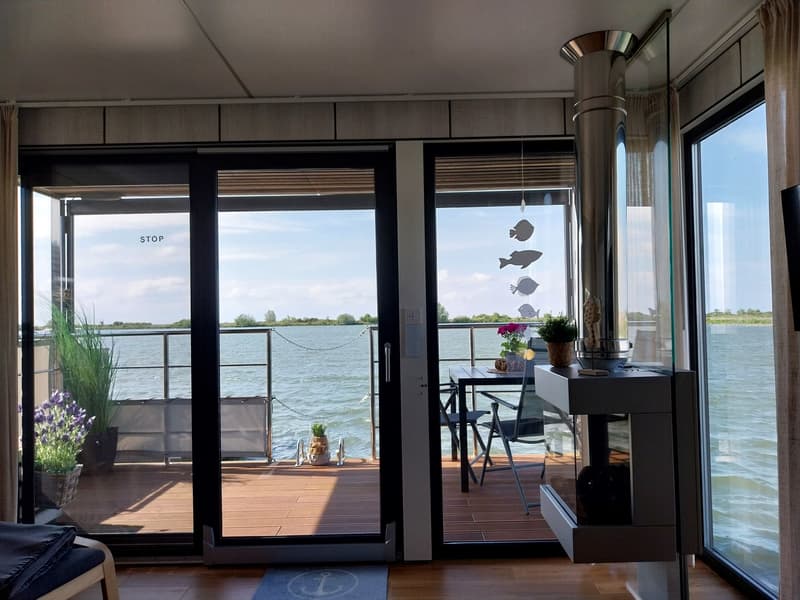 HT4 Houseboat Lelystad Ligplaats foto 11