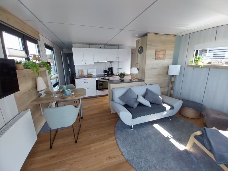 HT4 Houseboat Lelystad Ligplaats foto 16