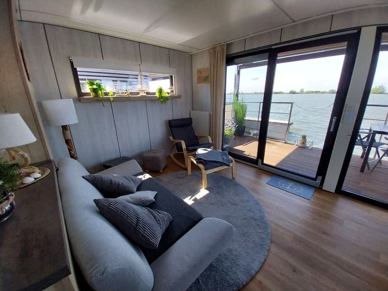 HT4 Houseboat Lelystad Ligplaats foto 17