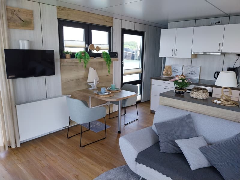 HT4 Houseboat Lelystad Ligplaats foto 18