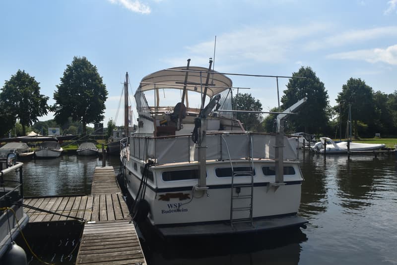Van Der Valk 1300 Fly Bridge foto 3