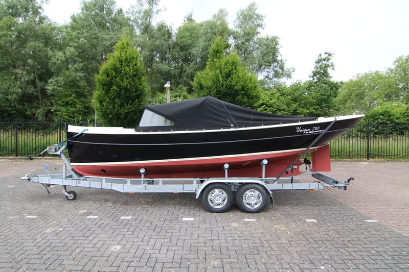 Steilsteven Sloep Unique 720 foto 6