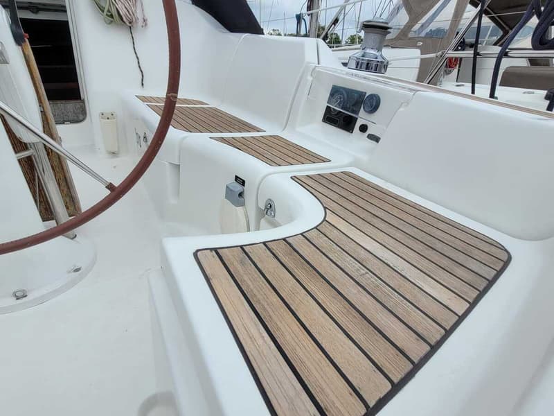 Beneteau Oceanis 373 foto 21
