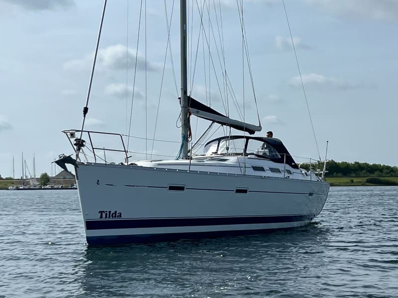 Beneteau Oceanis 373 foto 42