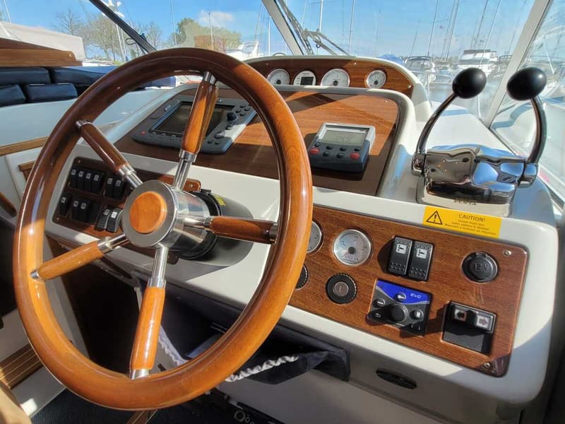 Nimbus 380 Commander foto 17